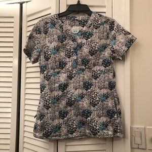 Dansko women zip pocket shirt, flowery motives XS